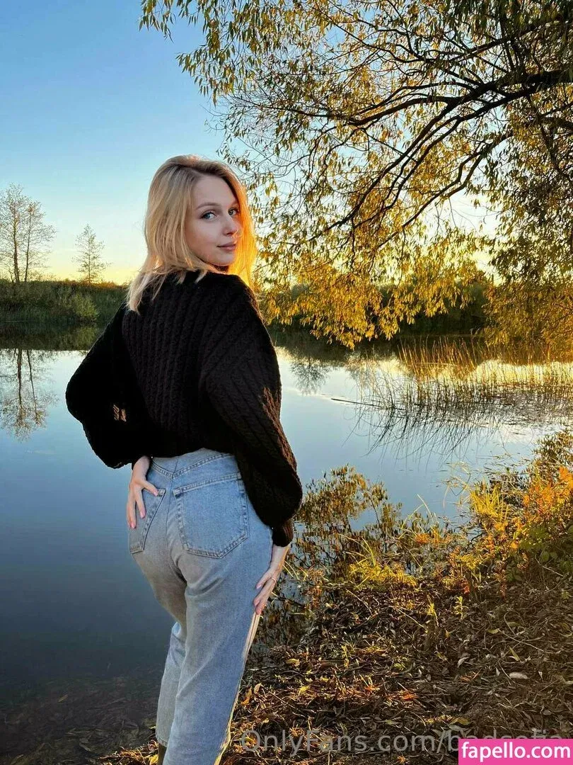 badsofia Onlyfans Photo Gallery 