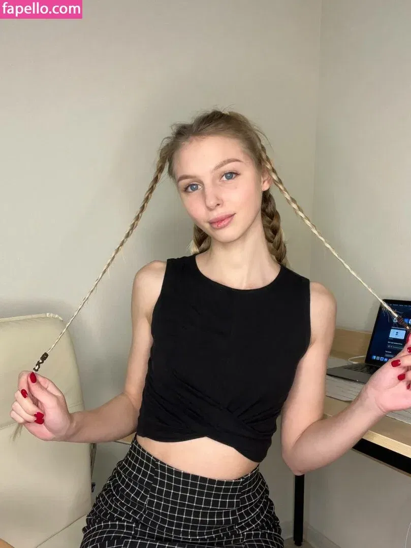 badsofia Onlyfans Photo Gallery 