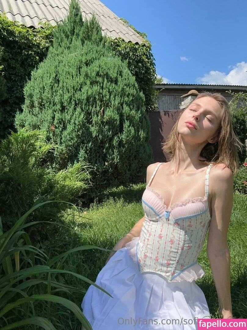 badsofia Onlyfans Photo Gallery 