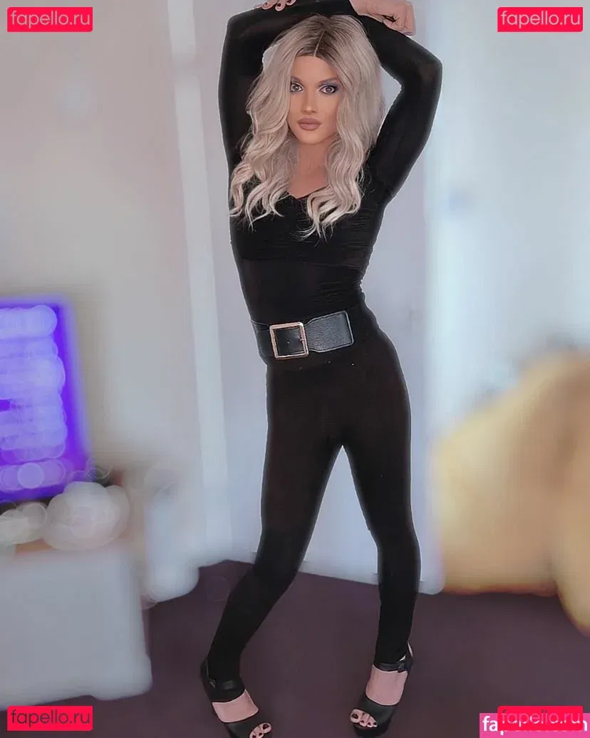 kittiemercury Onlyfans Photo Gallery 