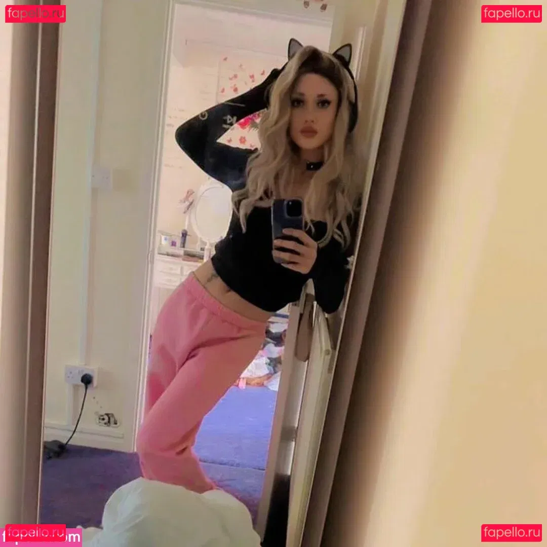 kittiemercury Onlyfans Photo Gallery 