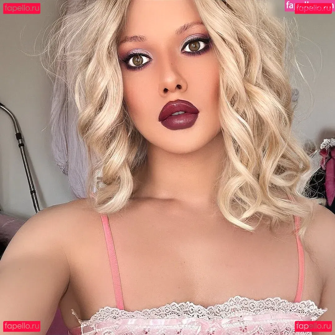 kittiemercury Onlyfans Photo Gallery 