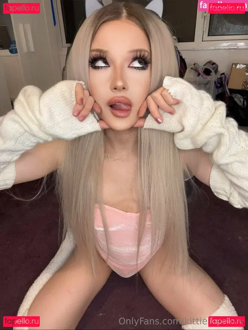 kittiemercury Onlyfans Photo Gallery 