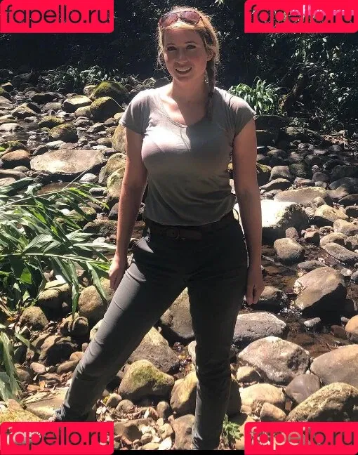 Sarah Cruddas Onlyfans Photo Gallery 