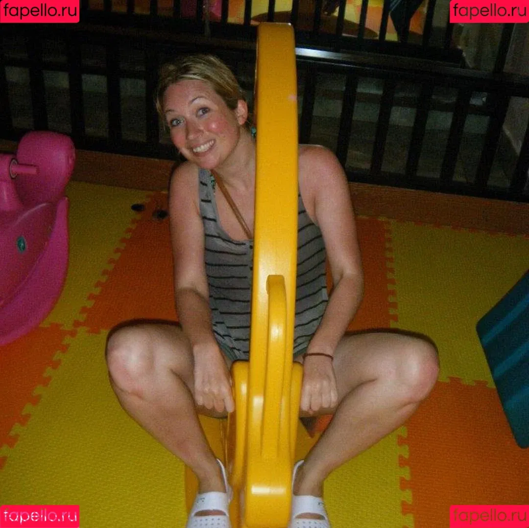 Sarah Cruddas Onlyfans Photo Gallery 
