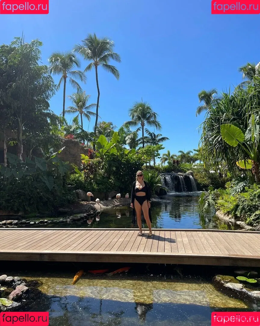 Sarah Cruddas Onlyfans Photo Gallery 