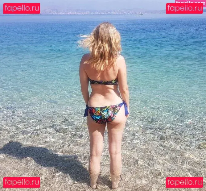 Sarah Cruddas Onlyfans Photo Gallery 