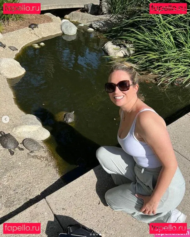 Sarah Cruddas Onlyfans Photo Gallery 