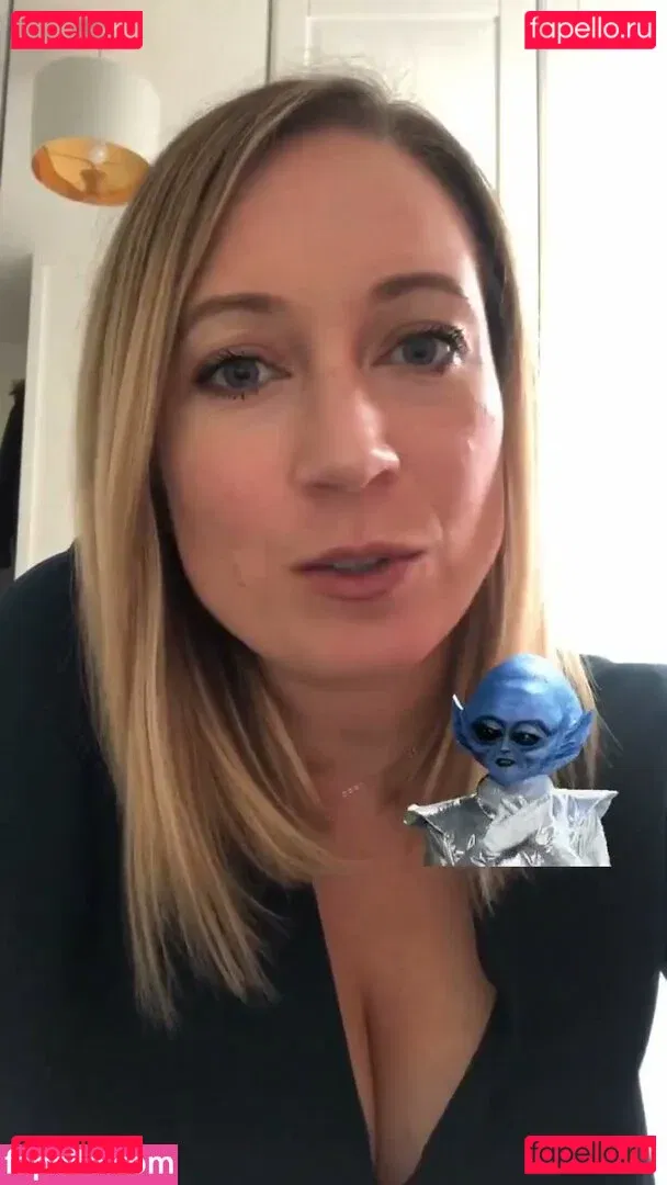 Sarah Cruddas Onlyfans Photo Gallery 