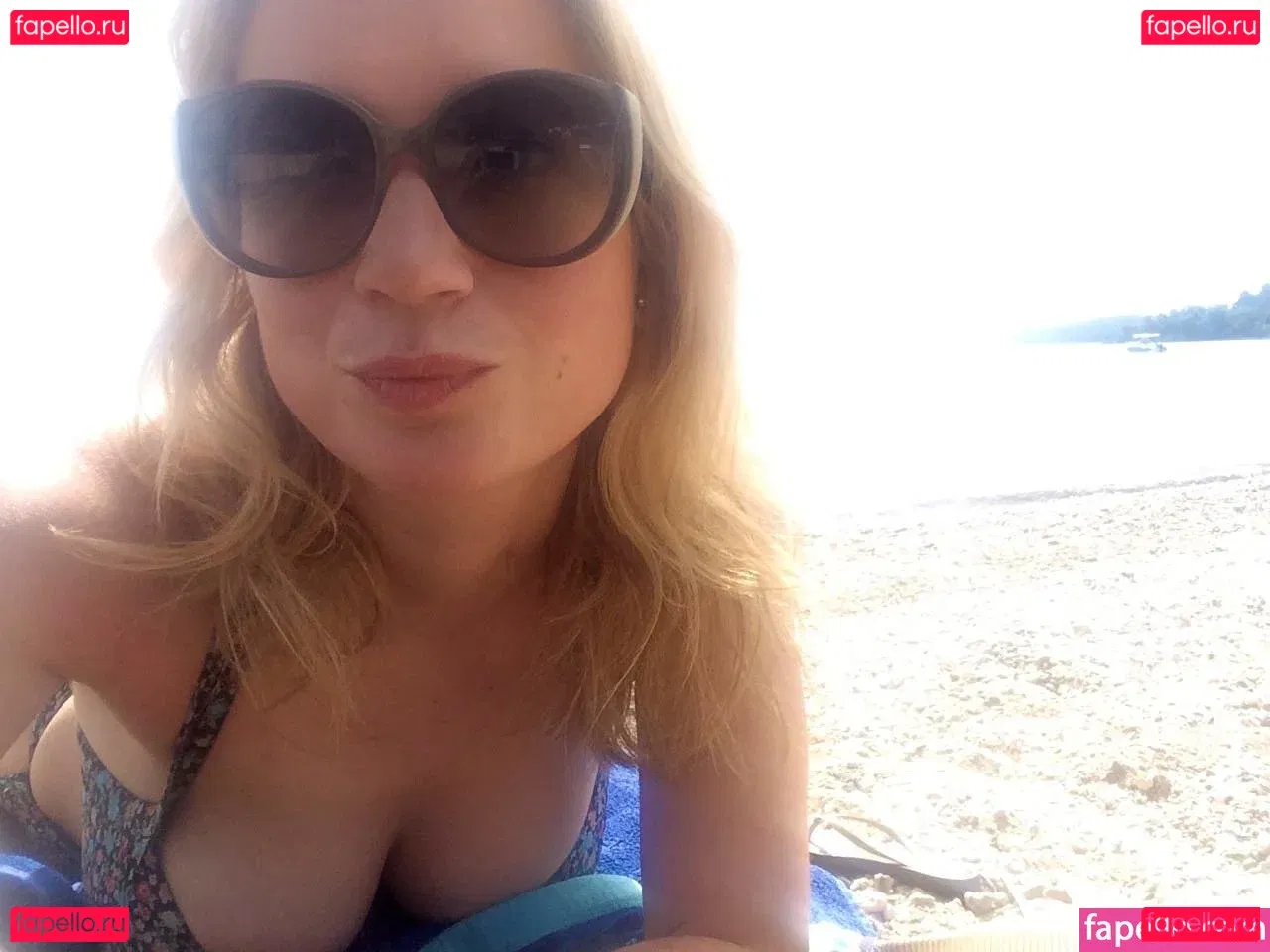 Sarah Cruddas Onlyfans Photo Gallery 