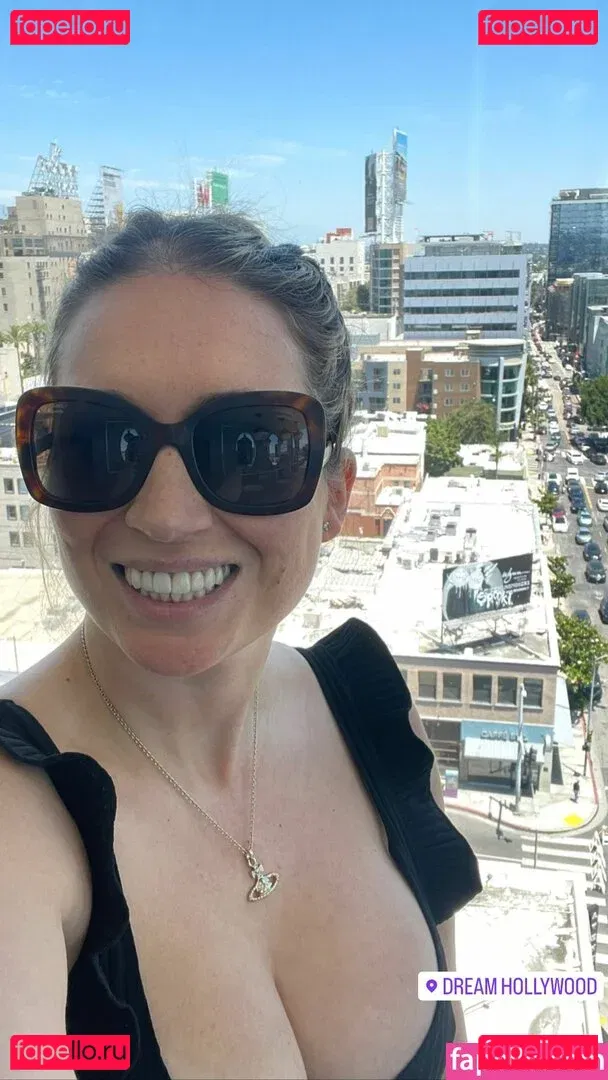 Sarah Cruddas Onlyfans Photo Gallery 