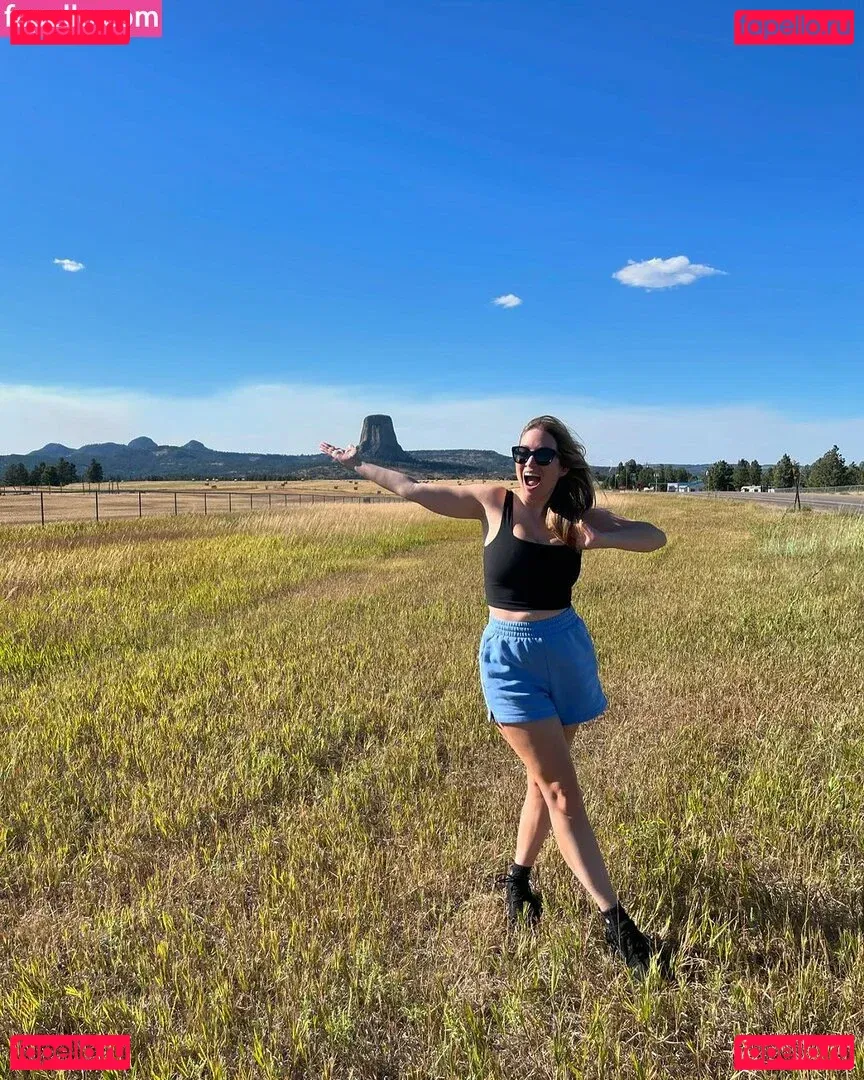 Sarah Cruddas Onlyfans Photo Gallery 