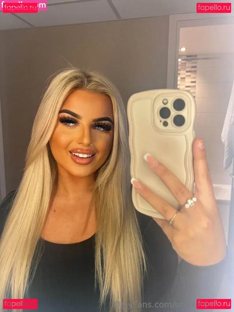 scarlettfoxvip Onlyfans Photo Gallery 