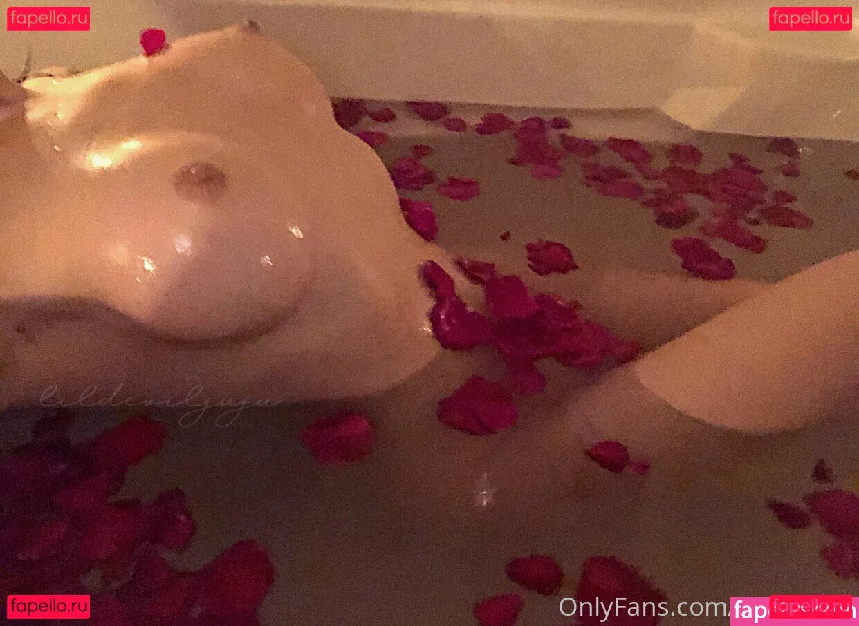 LilDevilJuju Onlyfans Photo Gallery 