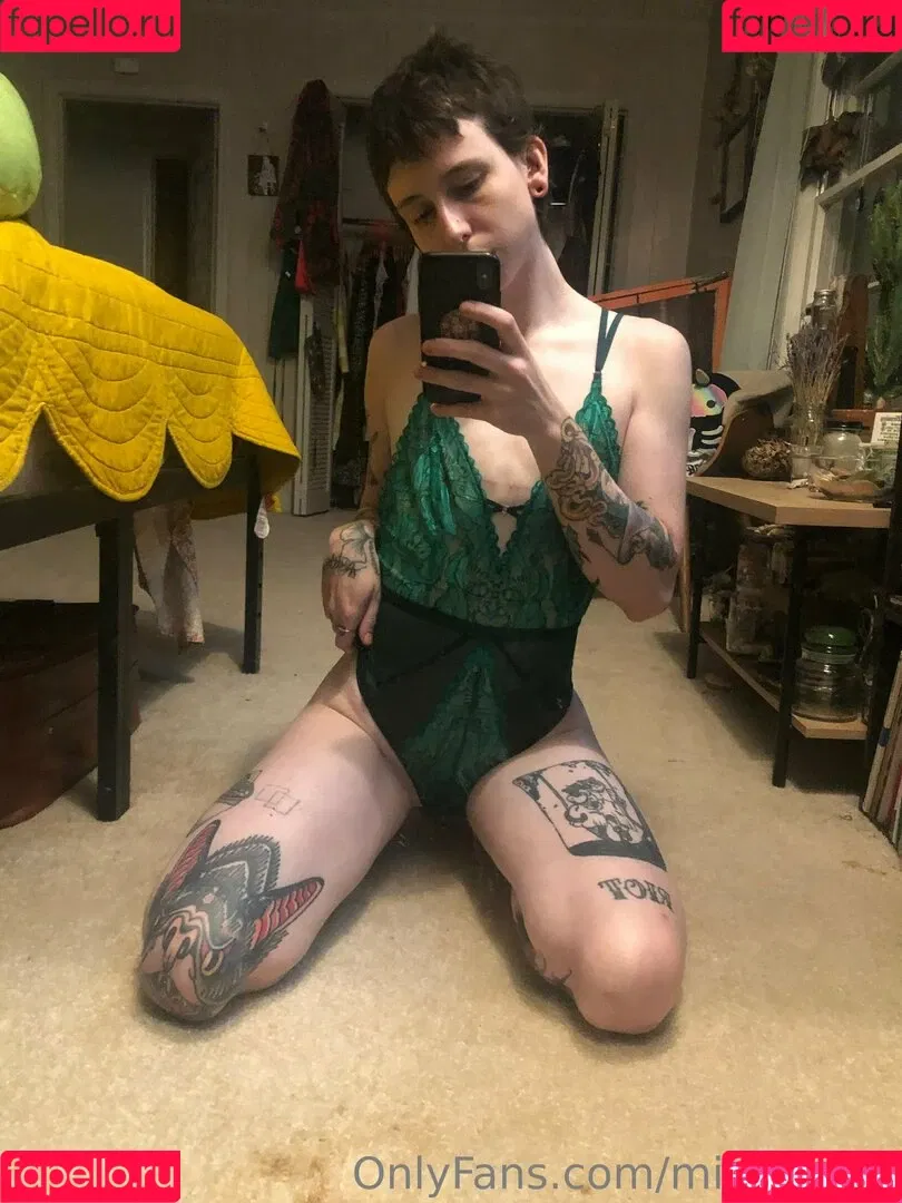 faguettemikah Onlyfans Photo Gallery 