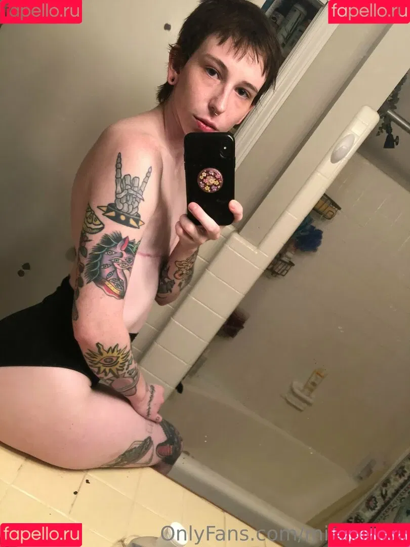faguettemikah Onlyfans Photo Gallery 