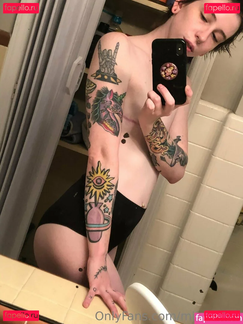 faguettemikah Onlyfans Photo Gallery 