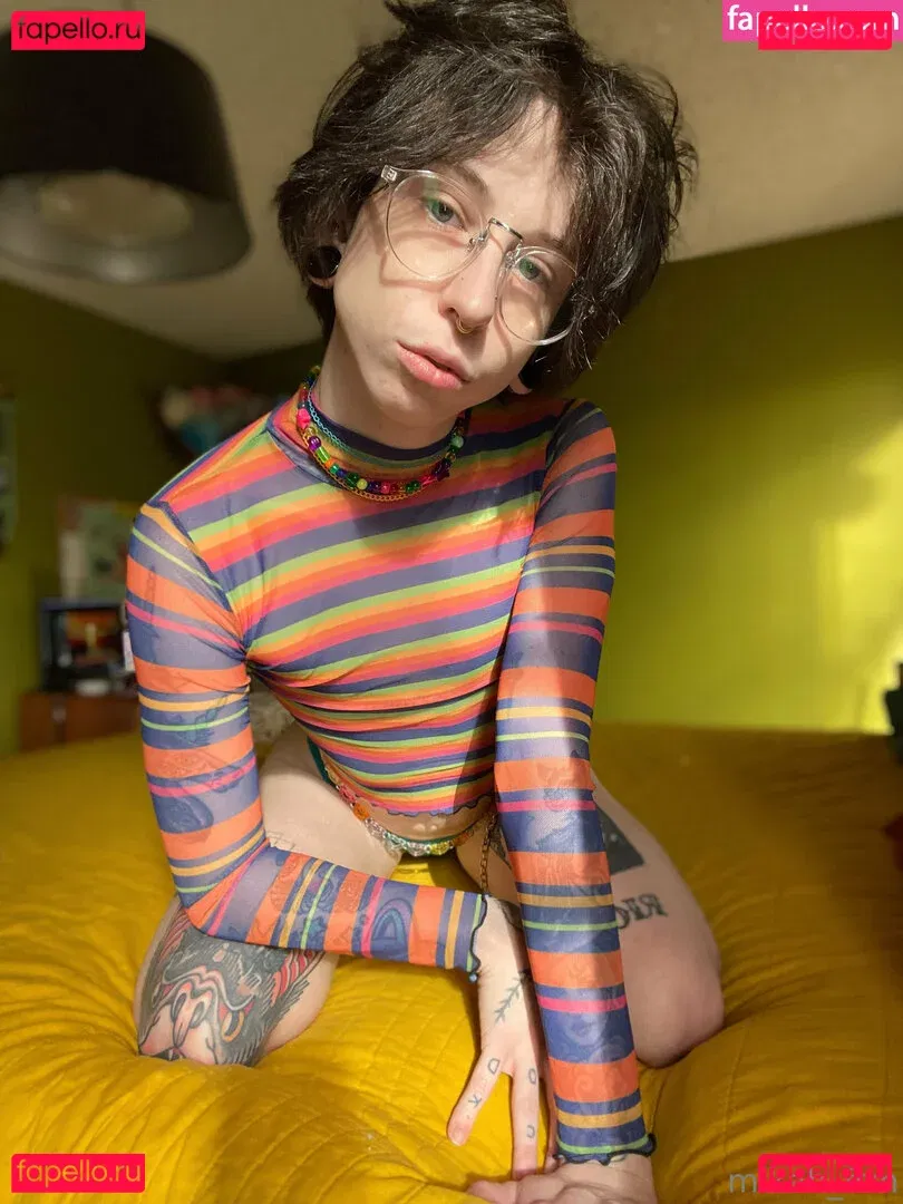 faguettemikah Onlyfans Photo Gallery 