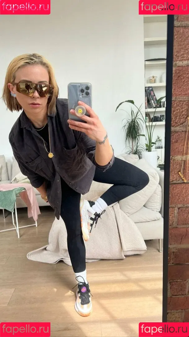 Julia Hardy Onlyfans Photo Gallery 