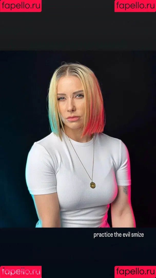 Julia Hardy Onlyfans Photo Gallery 
