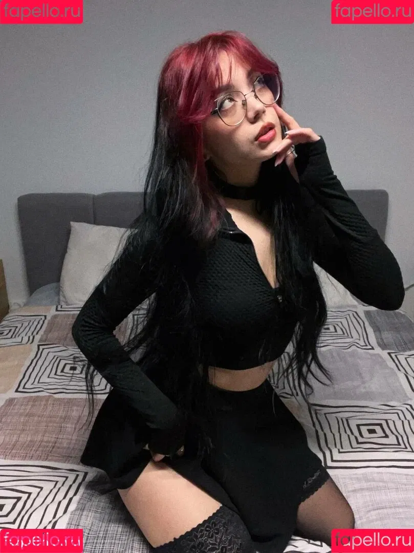 youkaichan Onlyfans Photo Gallery 