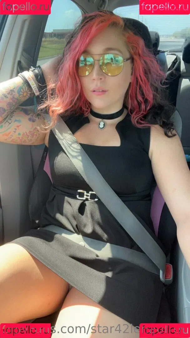 star42lena0free Onlyfans Photo Gallery 