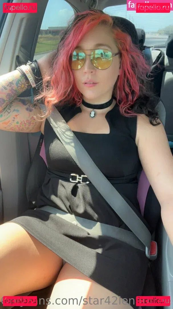 star42lena0free Onlyfans Photo Gallery 