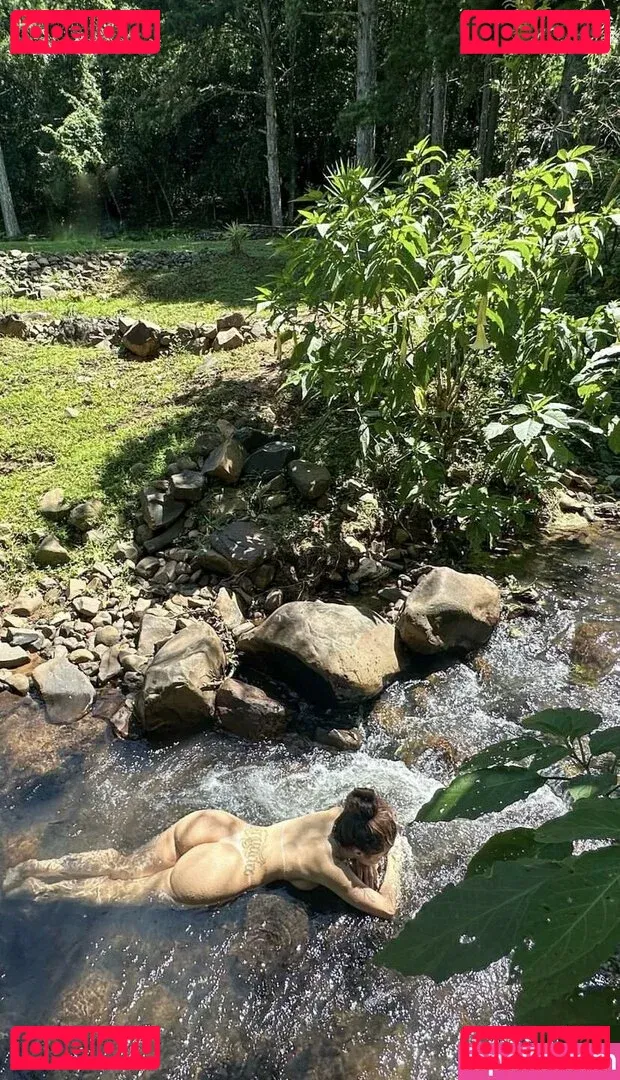 Pauline Ribeiro Onlyfans Photo Gallery 