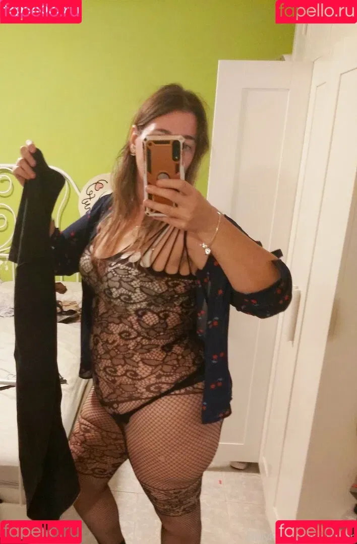 aniwan Onlyfans Photo Gallery 