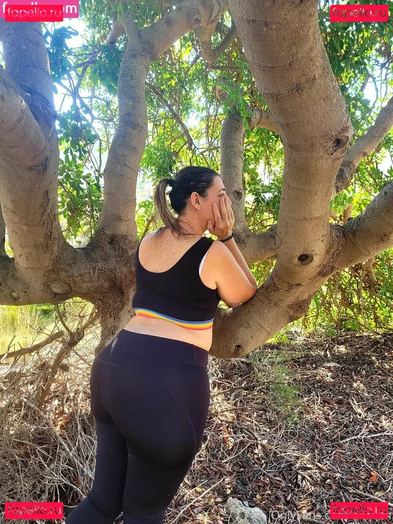 aniwan Onlyfans Photo Gallery 