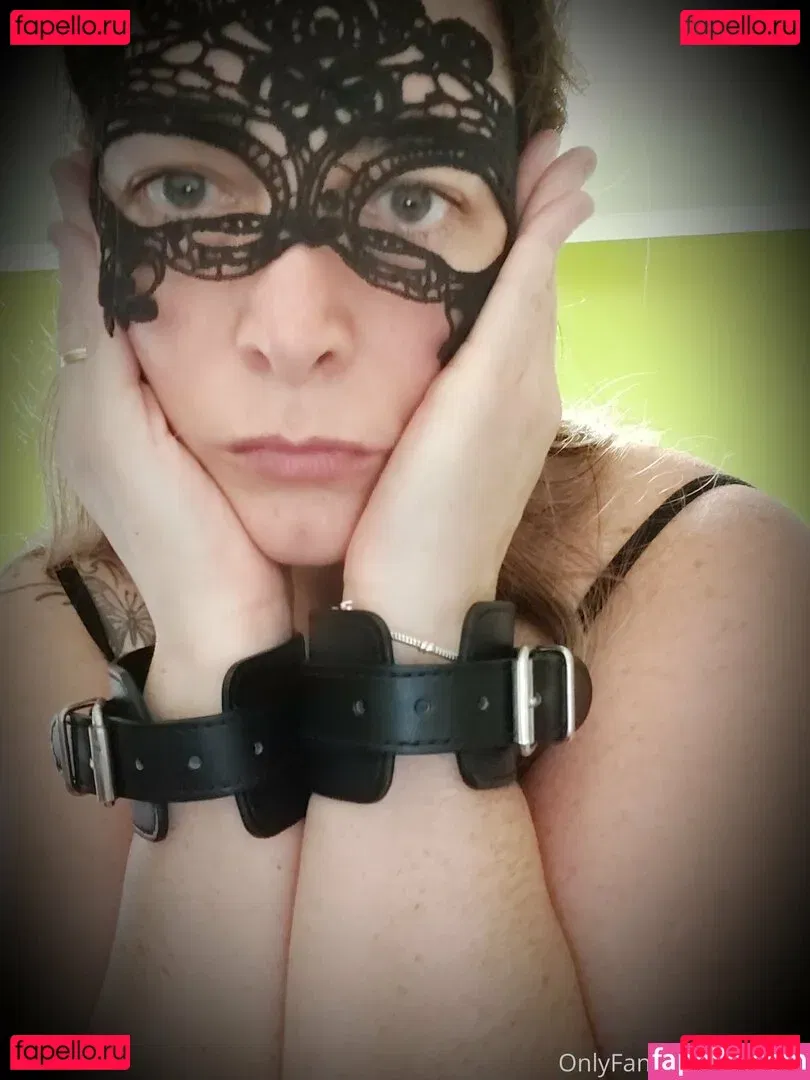 aniwan Onlyfans Photo Gallery 