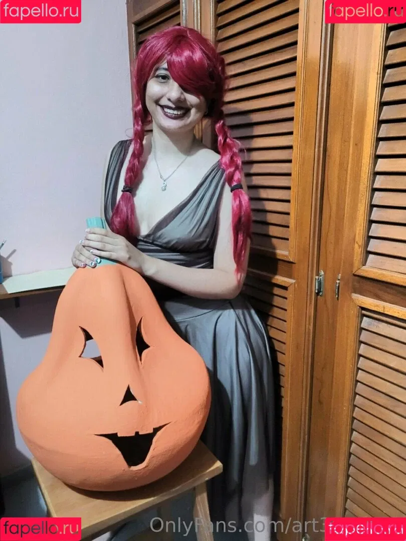 Art3misa00 Onlyfans Photo Gallery 
