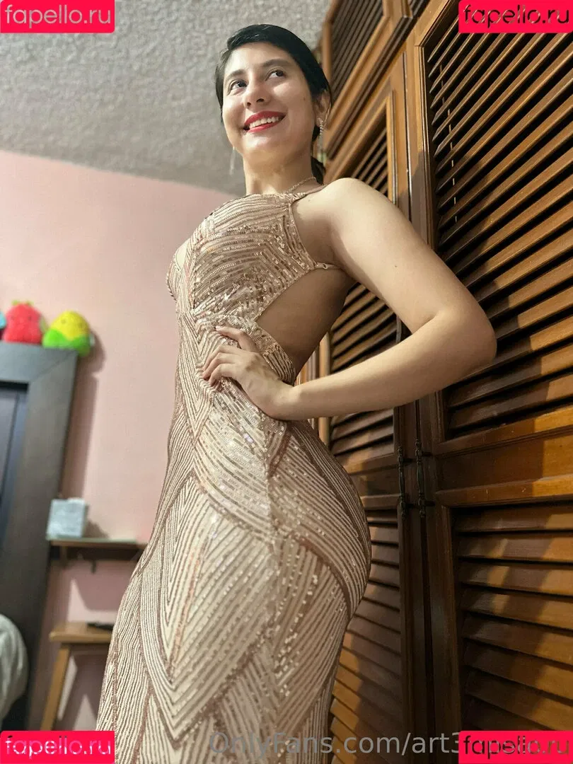 Art3misa00 Onlyfans Photo Gallery 