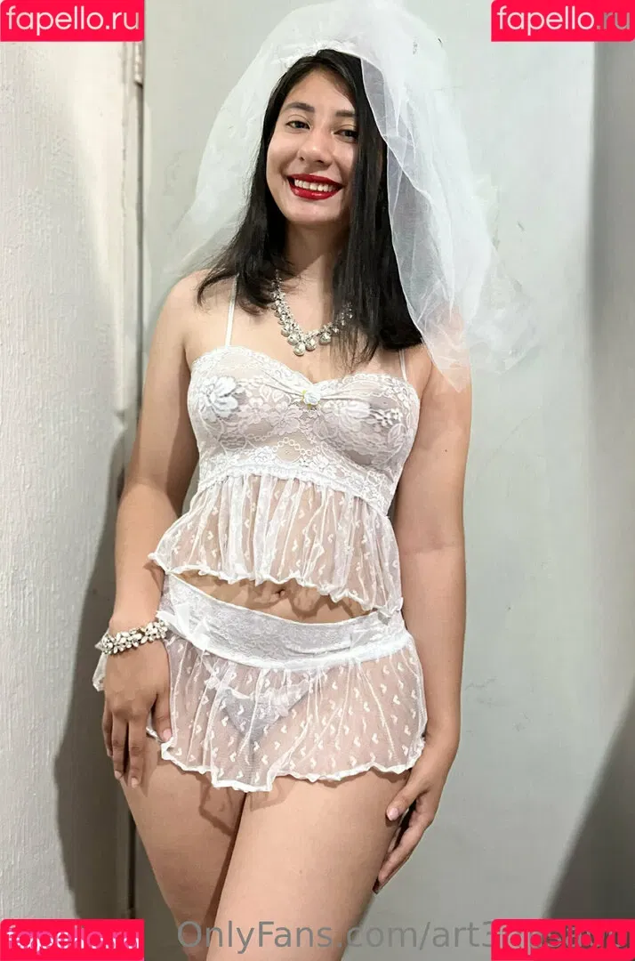 Art3misa00 Onlyfans Photo Gallery 