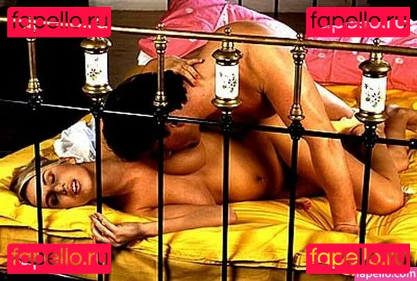 Adele Stephens Onlyfans Photo Gallery 