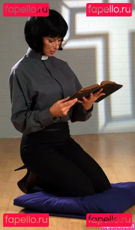 Adele Stephens Onlyfans Photo Gallery 