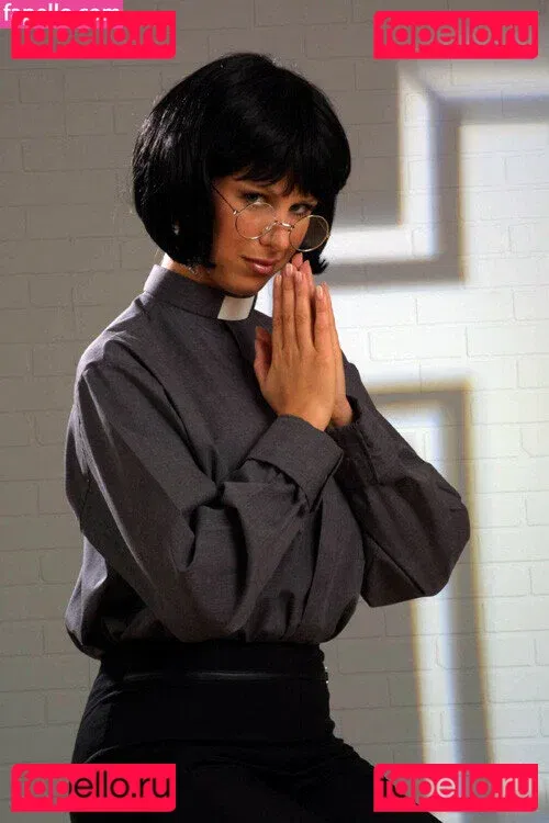 Adele Stephens Onlyfans Photo Gallery 