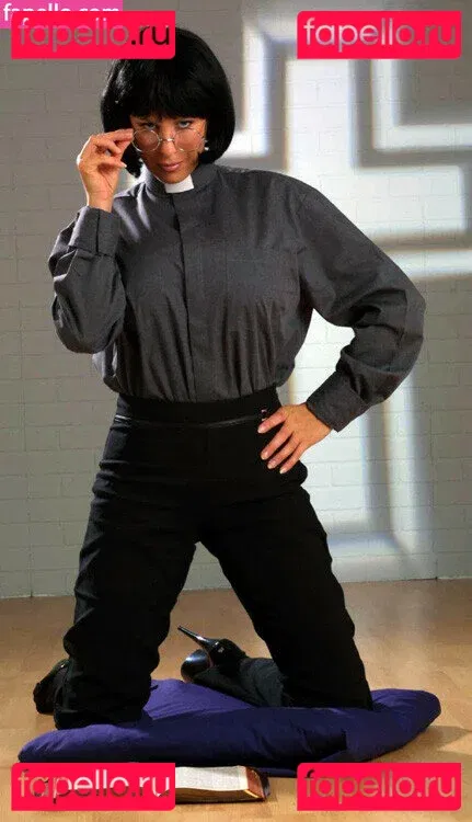 Adele Stephens Onlyfans Photo Gallery 