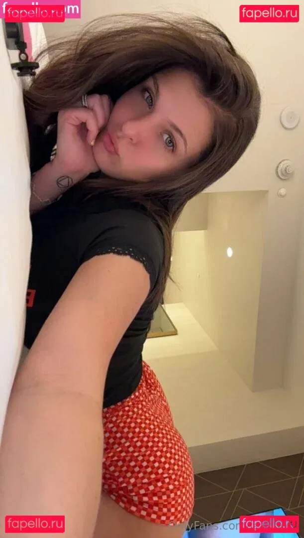 leahgotti Onlyfans Photo Gallery 