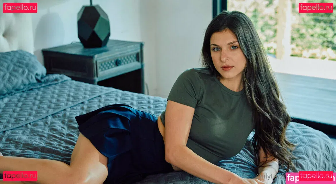 leahgotti Onlyfans Photo Gallery 