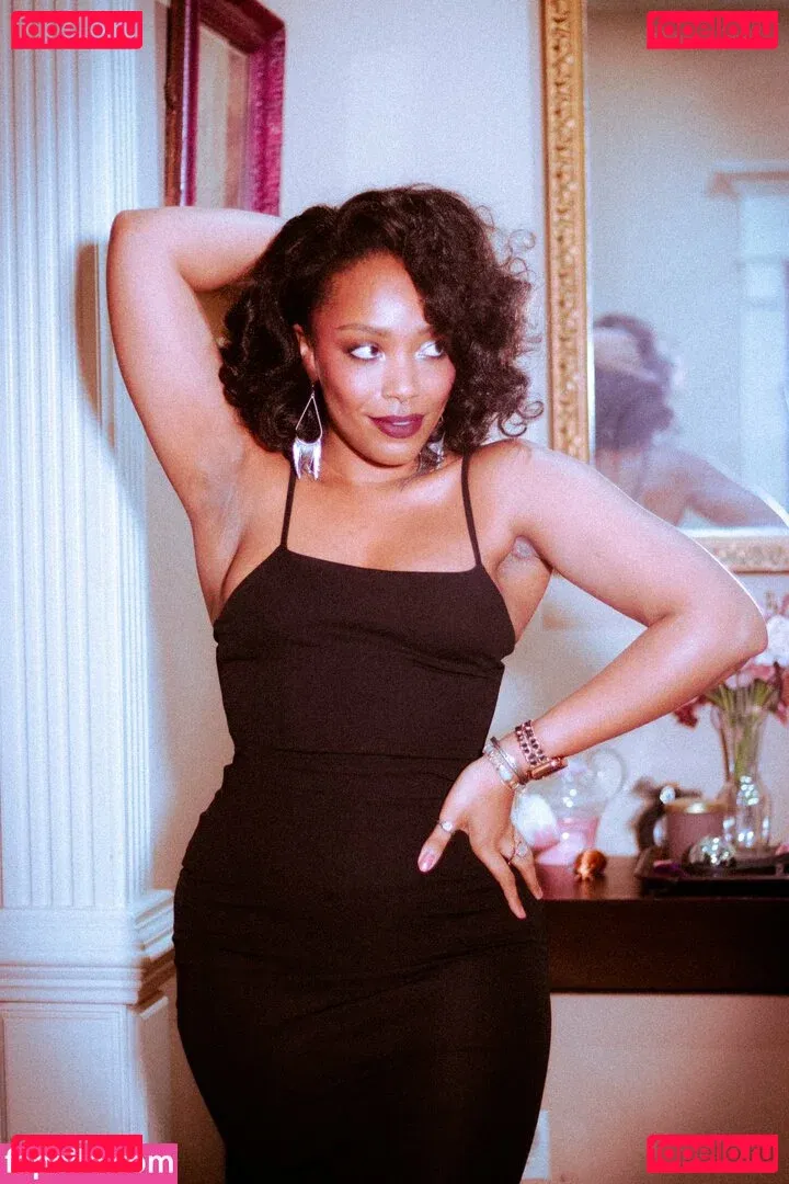 Anjuli Onlyfans Photo Gallery 