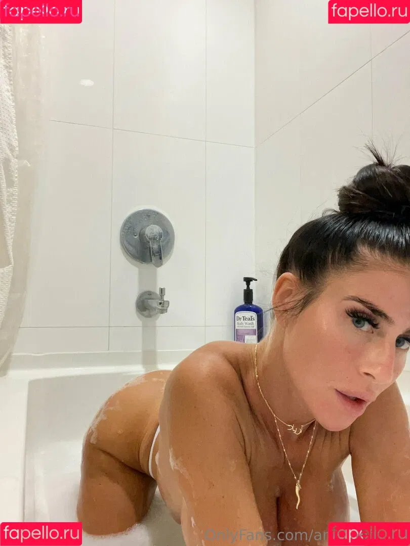 Ariella Moreno Onlyfans Photo Gallery 