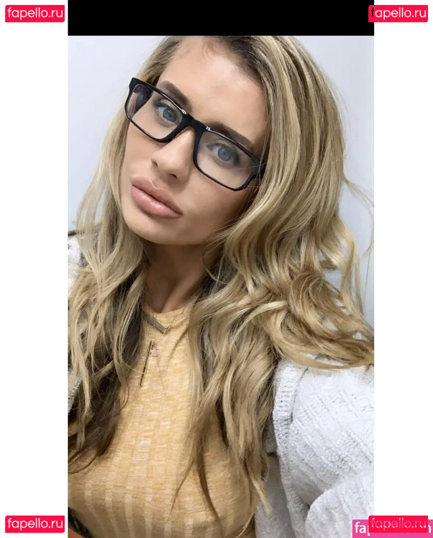 mindyann Onlyfans Photo Gallery 