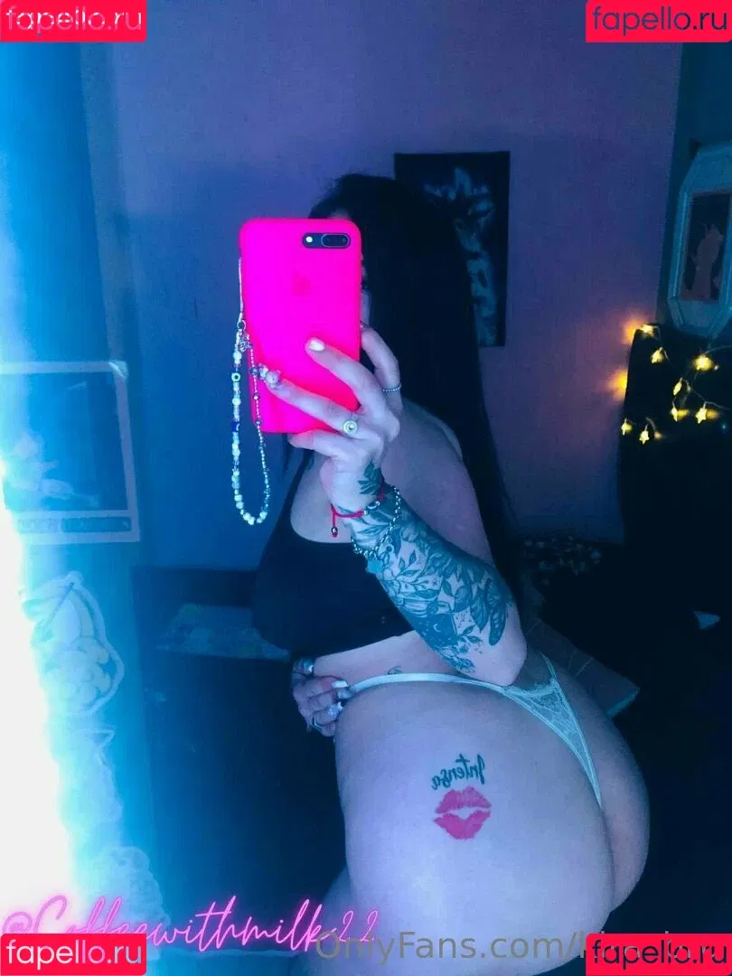 kira_brunette1 Onlyfans Photo Gallery 