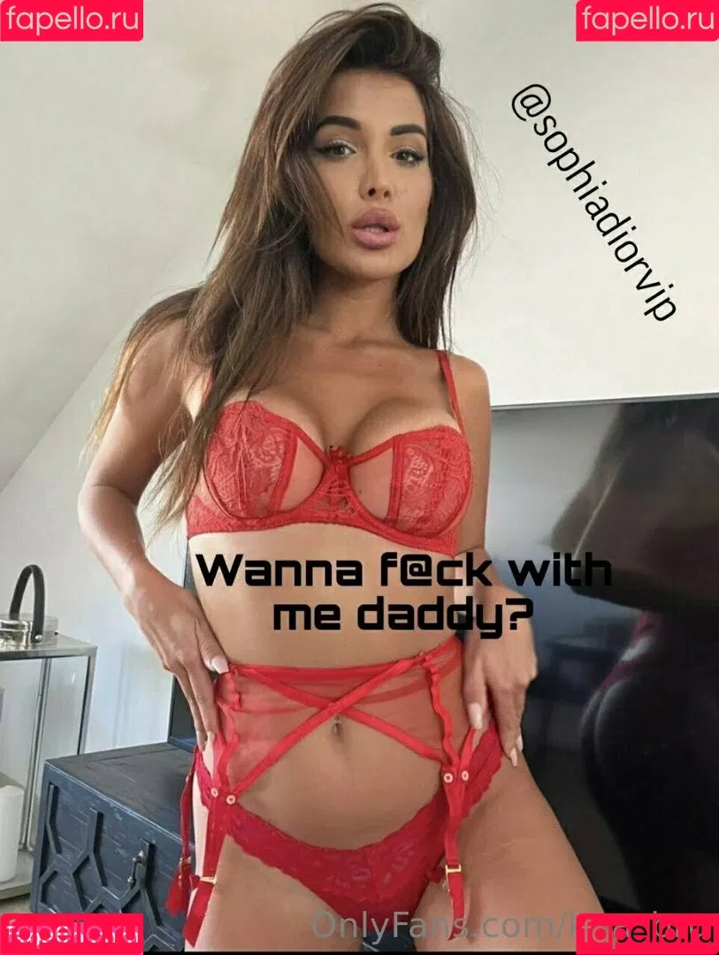 kira_brunette1 Onlyfans Photo Gallery 