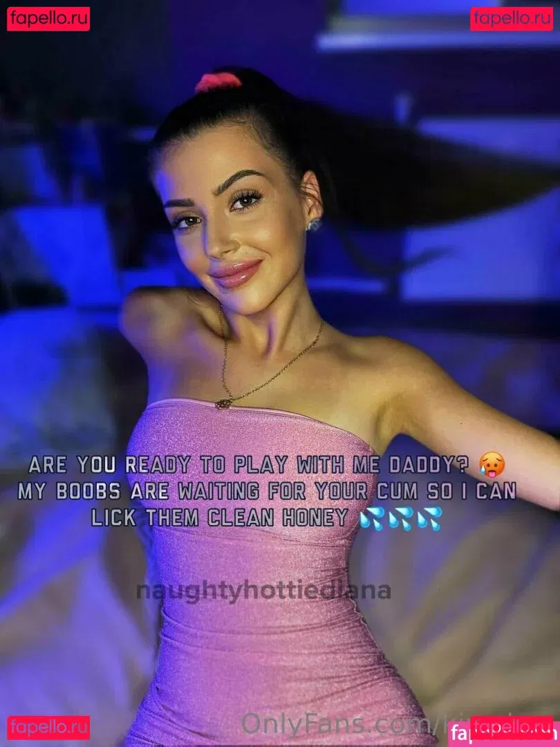 kira_brunette1 Onlyfans Photo Gallery 