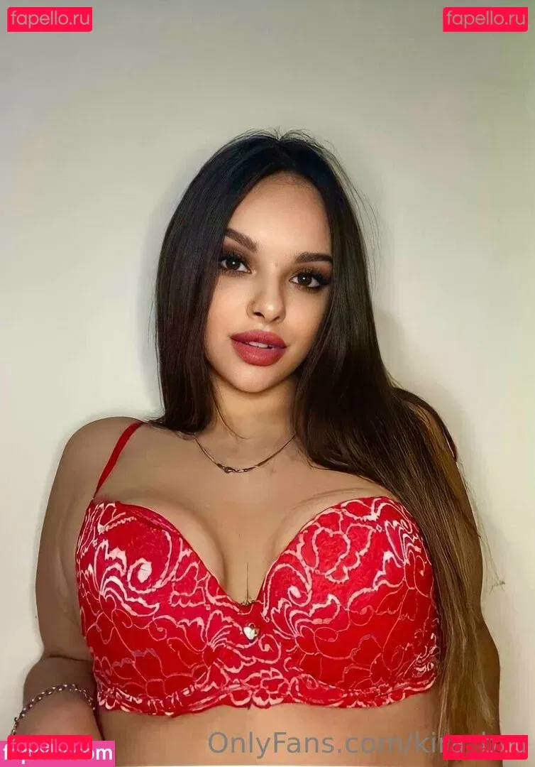 kira_brunette1 Onlyfans Photo Gallery 