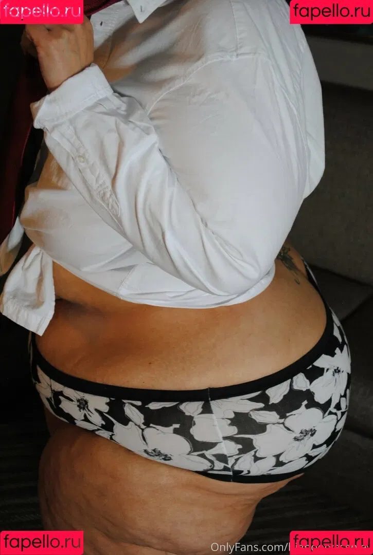 bigbootyasshley Onlyfans Photo Gallery 