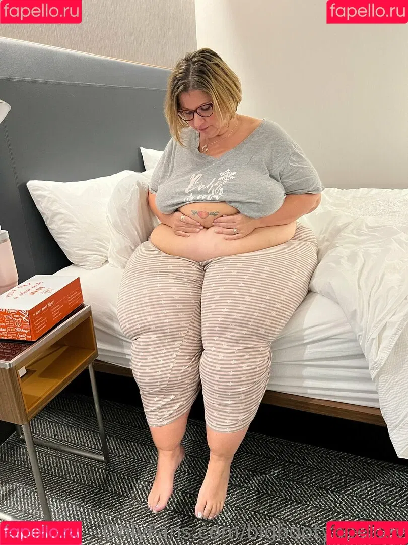 bigbootyasshley Onlyfans Photo Gallery 