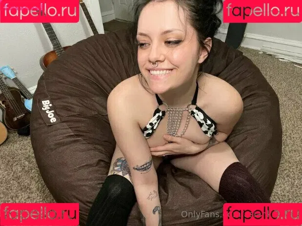 asiankrystal Onlyfans Photo Gallery 